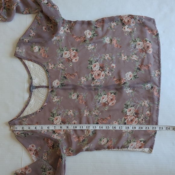 Charlotte Russe Floral Sheer Lace Crochet Feminine Blouse LARGE Purple Ivory - Picture 14 of 16
